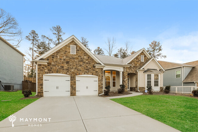 Building Photo - Stunning 3-Bedroom Home with Sunroom