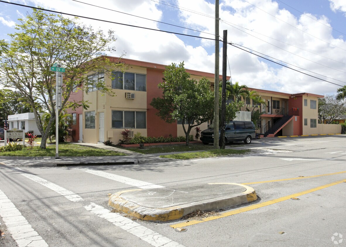 Primary Photo - 12890 NE 6th Ave