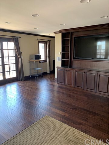 Foto del edificio - 127 Avenida Serra