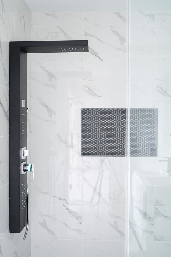 Building Photo - Hagert Street Estates