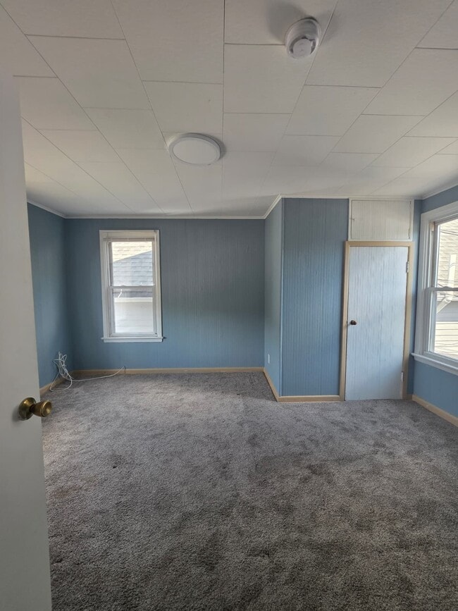 Building Photo - 126 Raritan Ave