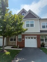 Building Photo - 107 Savoth Ln