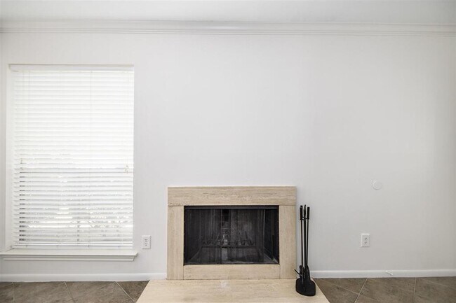 Foto del edificio - 1601 S Shepherd Dr