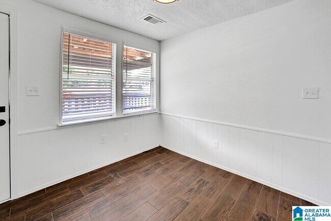 Foto del edificio - 4713 9th Ave S