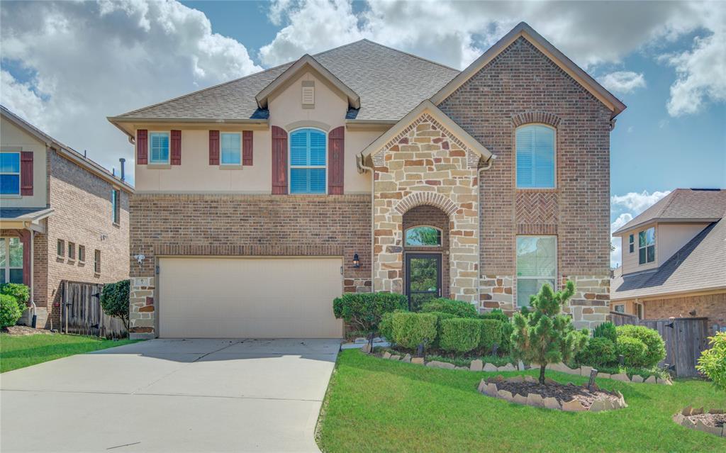 Primary Photo - 6 Littlehill Cir