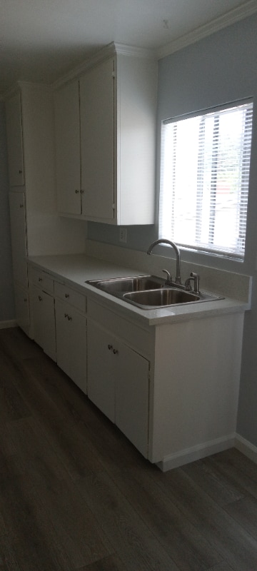 Foto del edificio - 10726 Orange Grove Ave