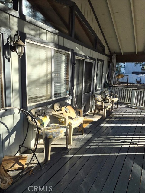 Foto del edificio - 1150 Pine Ridge Ln