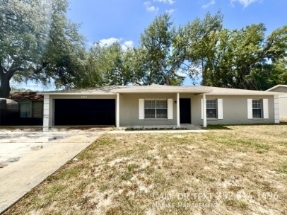 Foto principal - 3269 Clewiston St