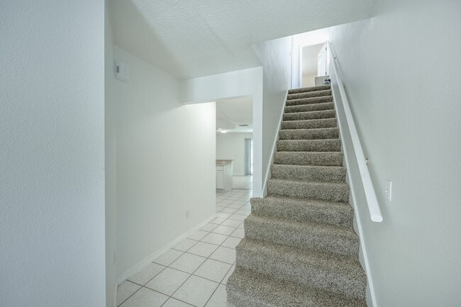 Building Photo - Beautiful 2bed/2.5bath Townhome FOR RENT -...