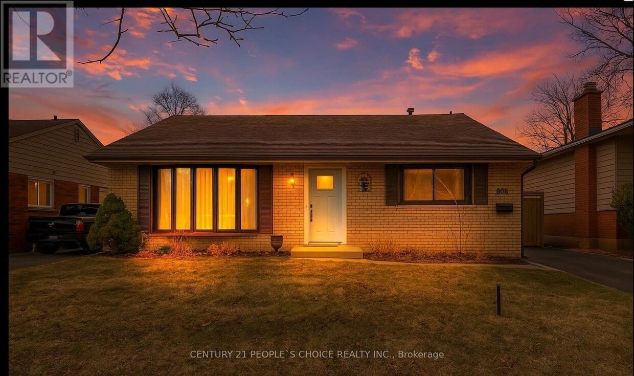 Primary Photo - 608 Thornwood Ave