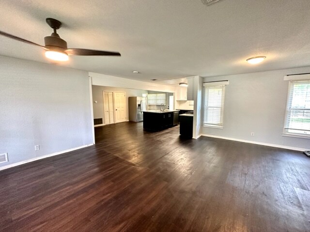Foto del edificio - 1317 Hillside St