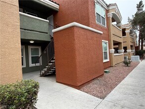 Building Photo - 8101 W Flamingo Rd