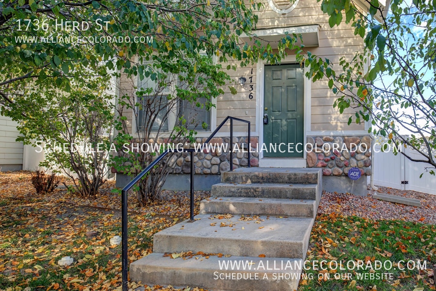 Primary Photo - 1736 Herd St