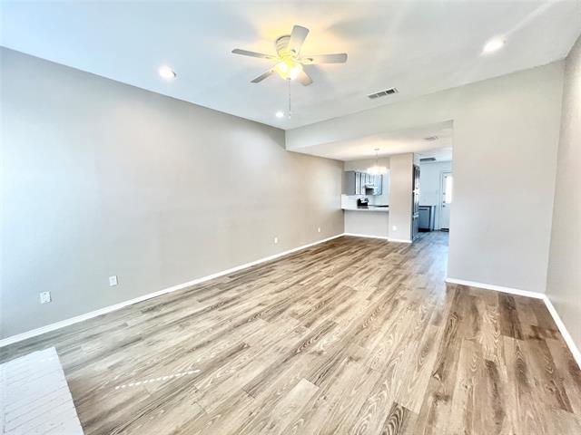 Foto del edificio - 2403 Kingsford Ct