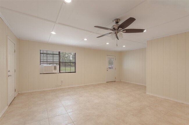 Building Photo - 4640 FM1374