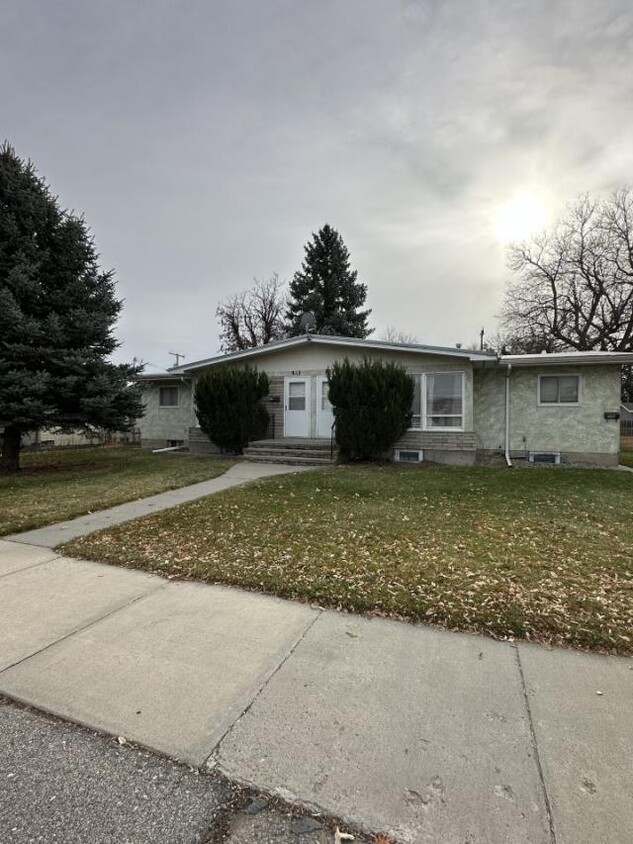 Foto principal - 2 bedroom in Billings MT 59101