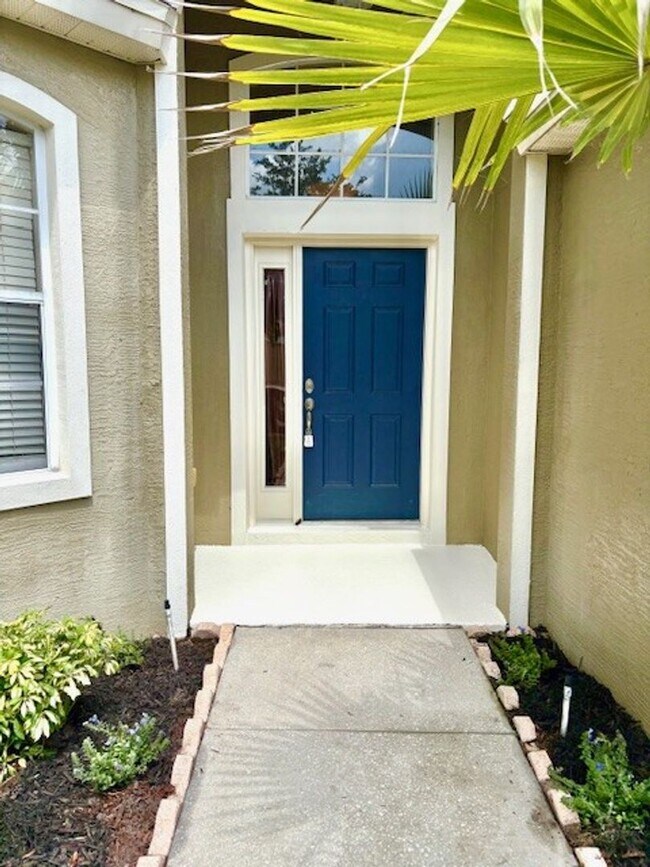 Building Photo - MOVE IN NOW! BEAUTIFUL NEW FLOORING (NO CA...