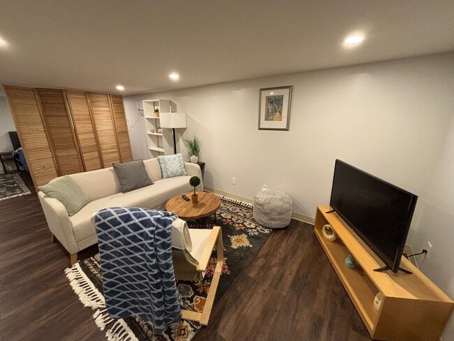 Building Photo - 8316 49th Ave S