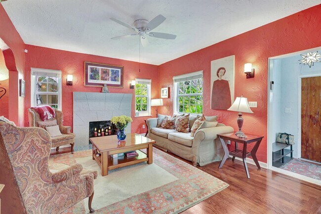 Foto del edificio - 714 Sunset Rd