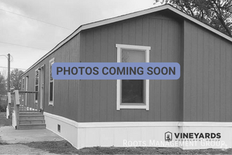 Building Photo - 1046 Wildwood Dr