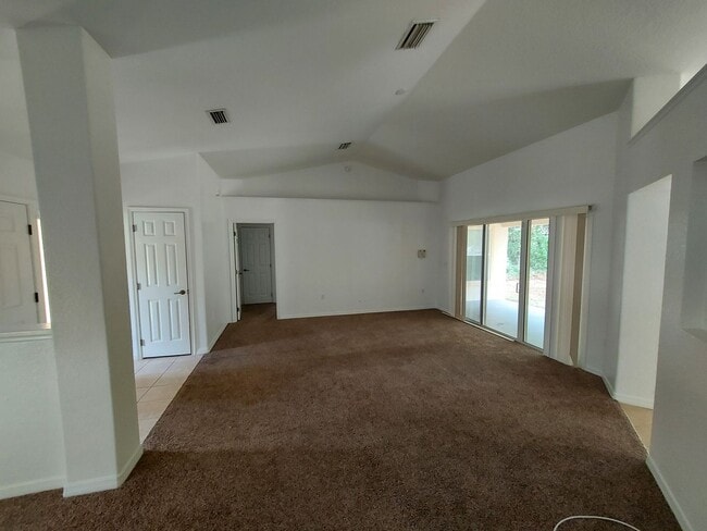 Building Photo - 8206 SW 135th Street Rd