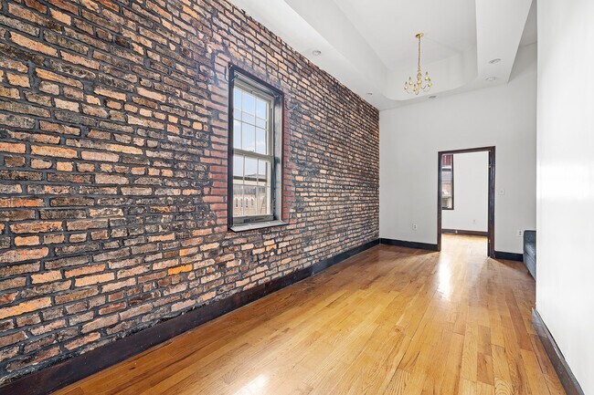 Building Photo - 62 Wyckoff Ave