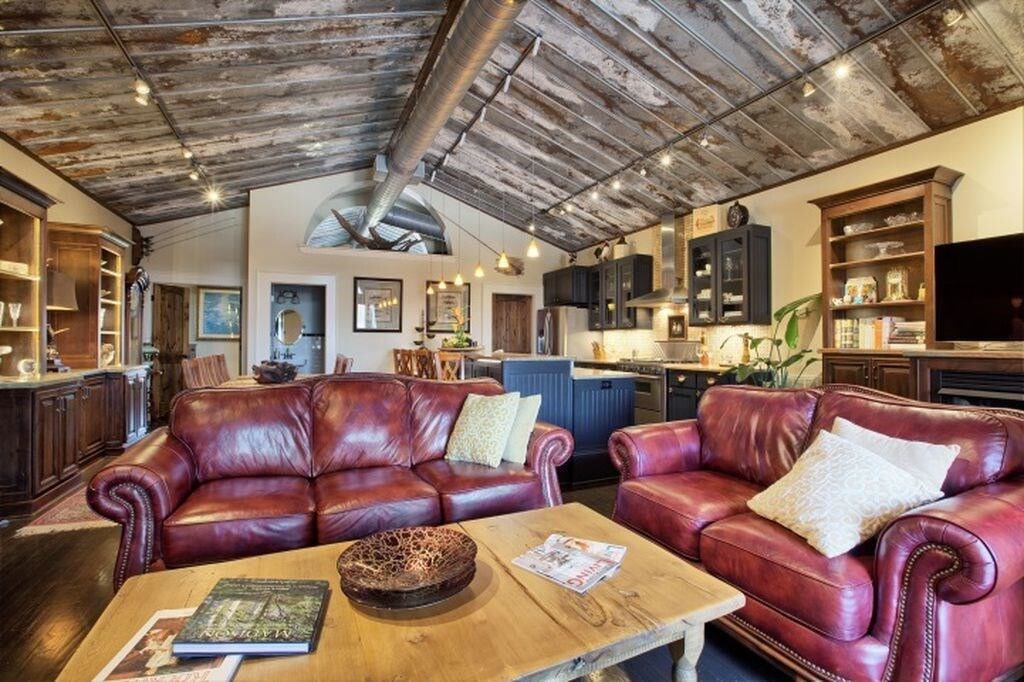 214 W Washington St Unit 214, Madison, GA 30650 Condo for Rent in