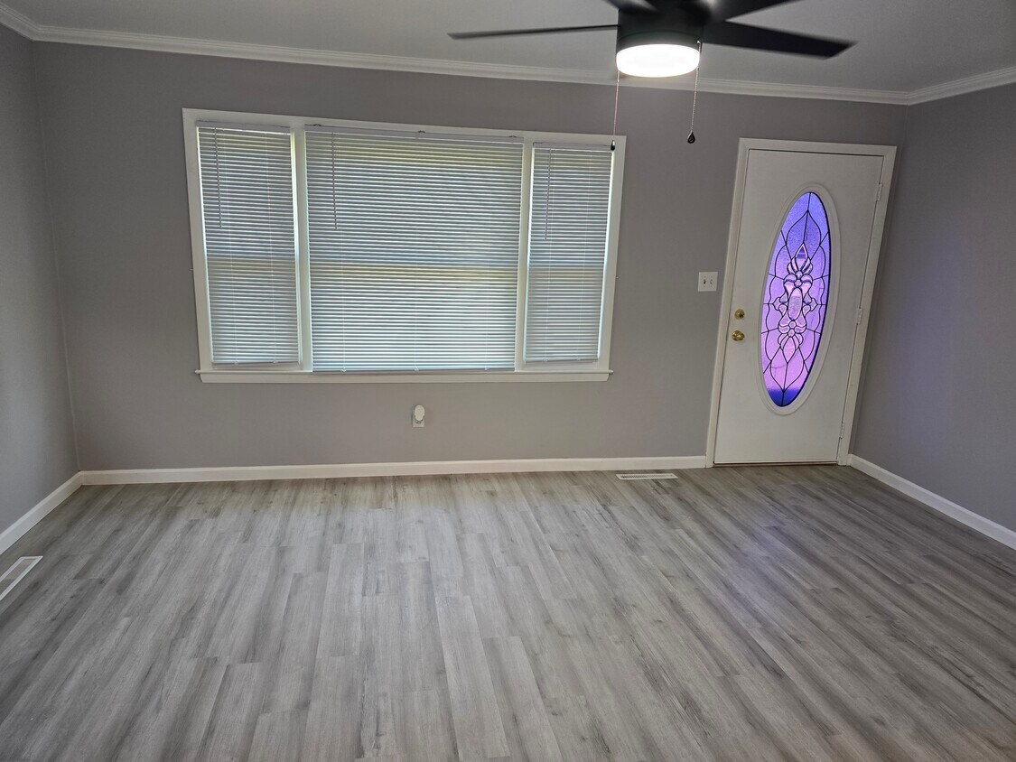 Foto principal - 510 N Gate Rd