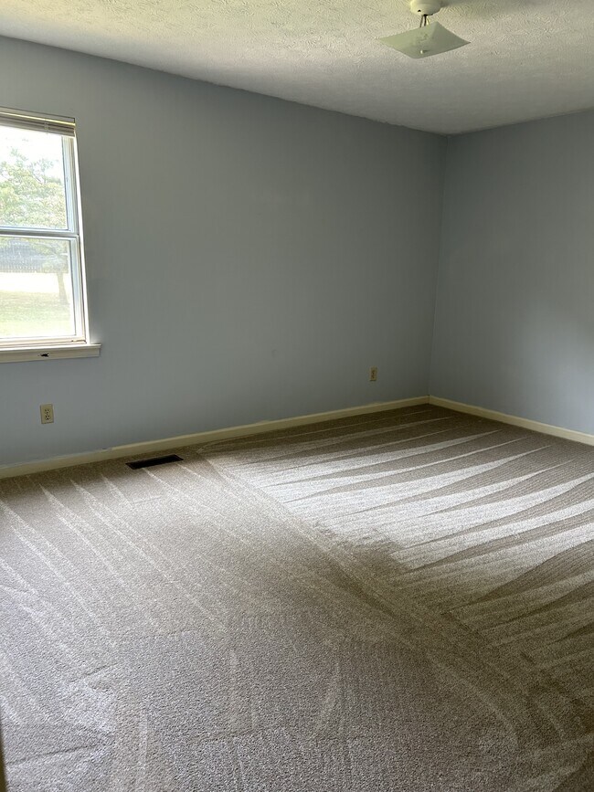 Building Photo - 3609 Stone Valley Dr
