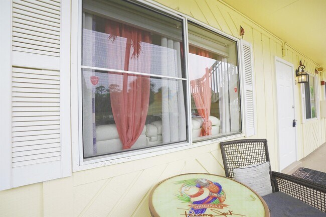 Foto del edificio - 4635 Bayshore Dr