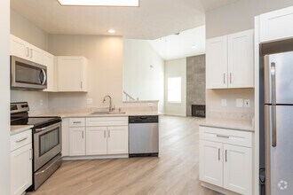 3BR, 3BA - Newcastle - Cambridge Villas