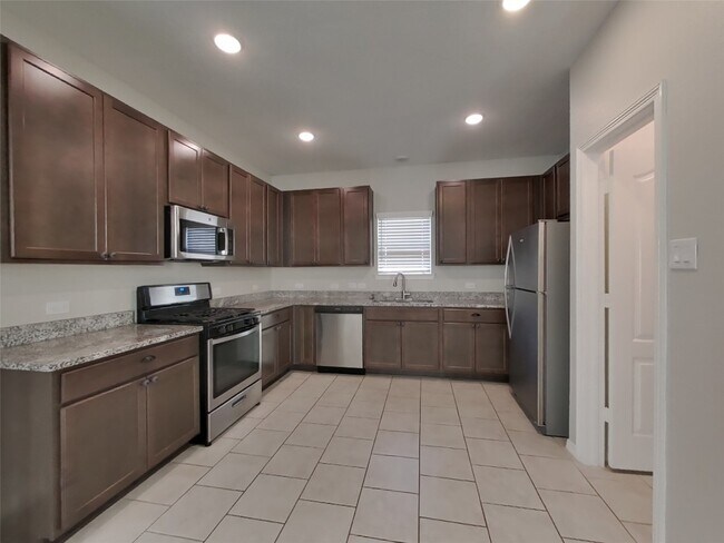 Foto del edificio - 20010 Northpark Oak Ln