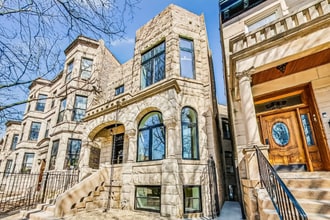 Building Photo - 2451 N Albany Ave