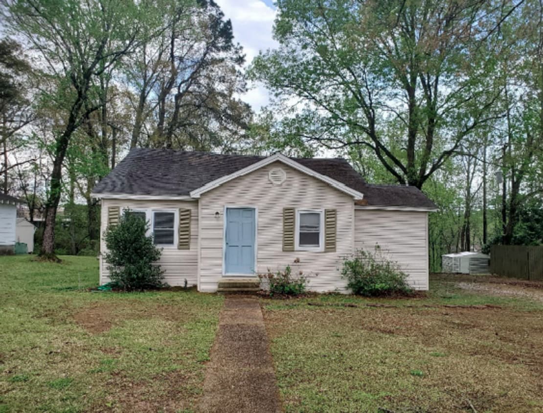 2 Bed 2 Bath House House Rental in Oxford, MS