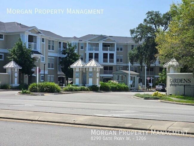 Photo - 8290 Gate Pkwy W House