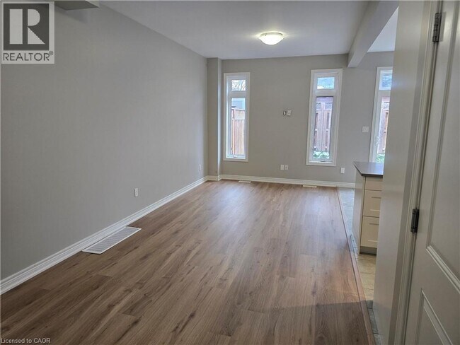 Building Photo - 4 Lindsay Wy