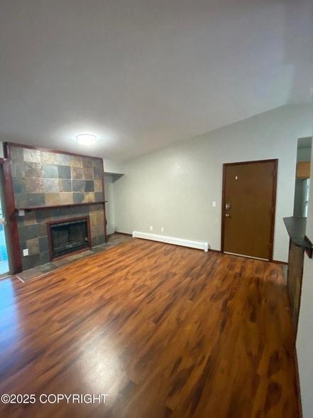 Foto del edificio - 11401 Heritage Ct