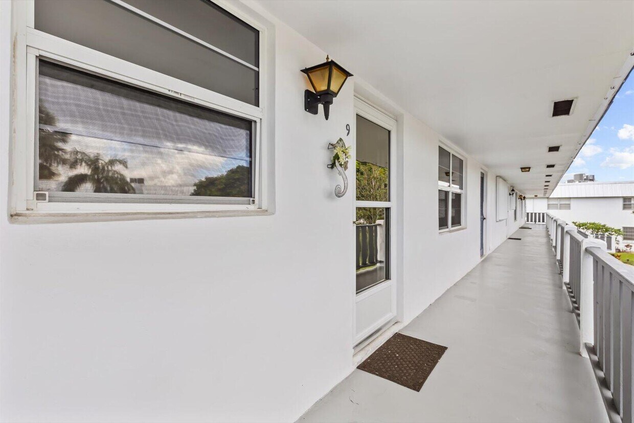 Foto principal - 2929 SE Ocean Blvd