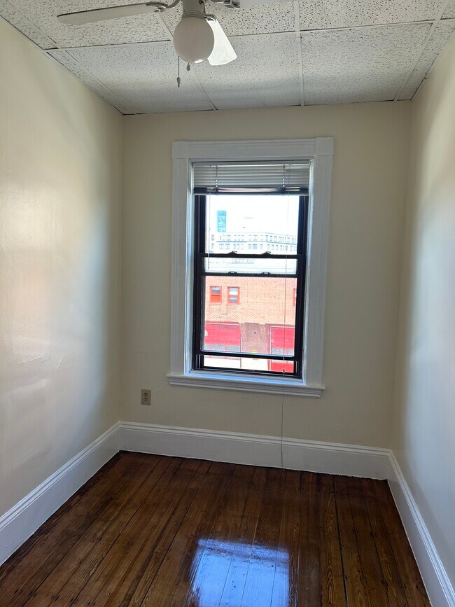 Foto del edificio - 171 Dudley St
