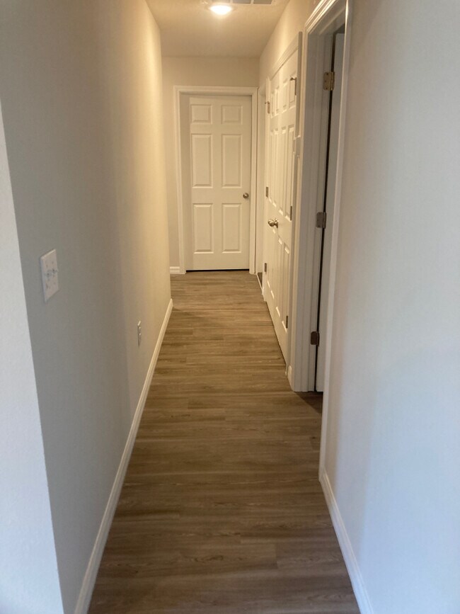 Foto del edificio - Gorgeous Brand New 4Bd/2Ba Home in Cape Co...