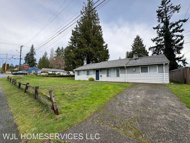 Foto del edificio - 4 br, 2 bath House - 23601 53rd Ave W