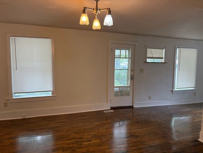 Foto del edificio - 516 Navarre St