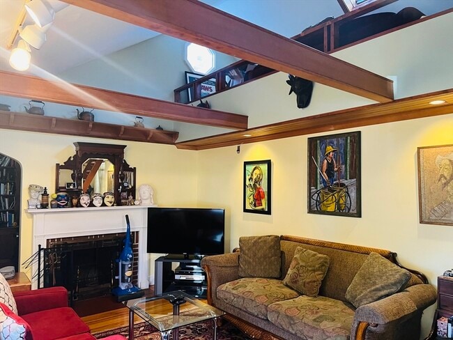 Building Photo - 137 Warwick Rd