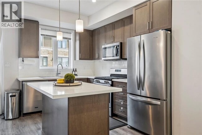 Photo du bâtiment - 1890 Rymal Rd E