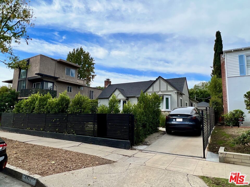 Primary Photo - 4177 Fair Ave