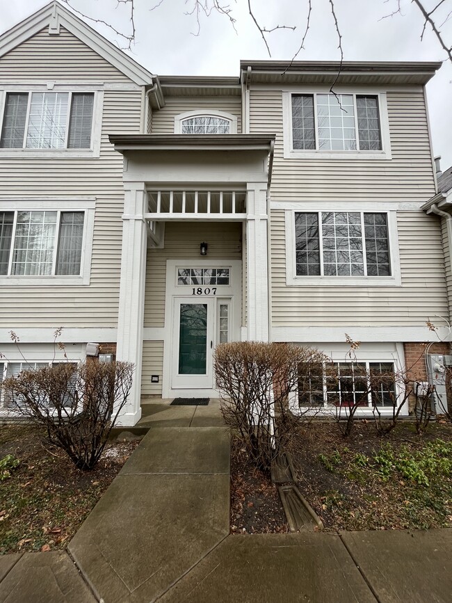 Building Photo - 1807 Whirlaway Ct