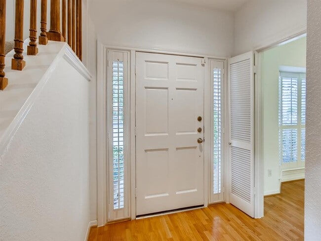 Building Photo - 701 Bering Dr