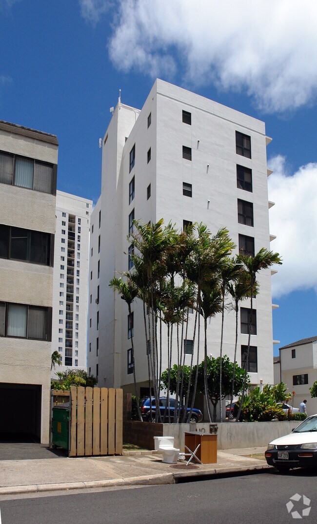 Building Photo - Lukepane Court