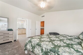 Building Photo - 104 Appian Way