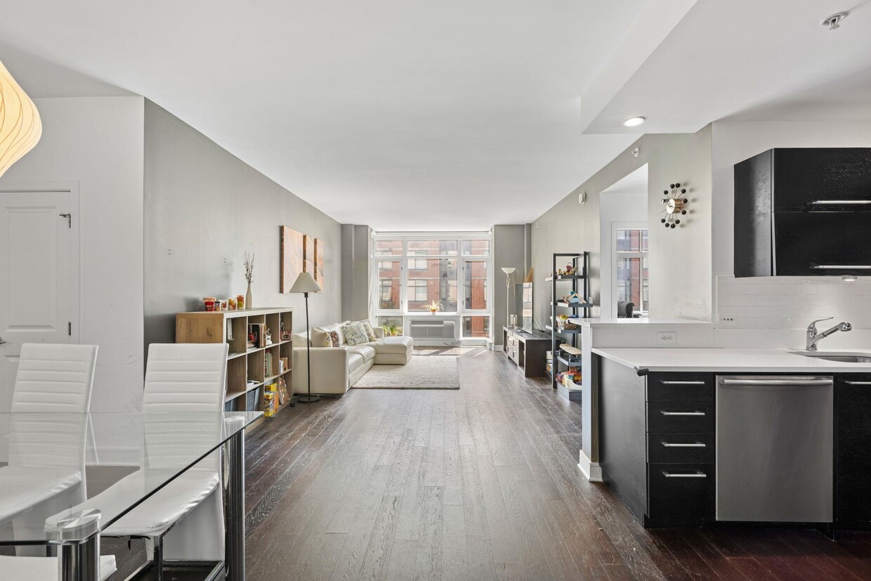 Foto principal - 1450 Washington St